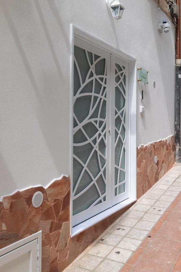 La Casa Nel Vicolo 2 Apartment Giardini Naxos Bagian luar foto